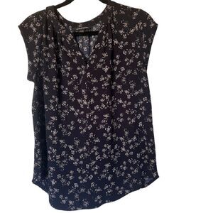 Banana Republic Women's M Black Floral Cap Sleeve Casual Top